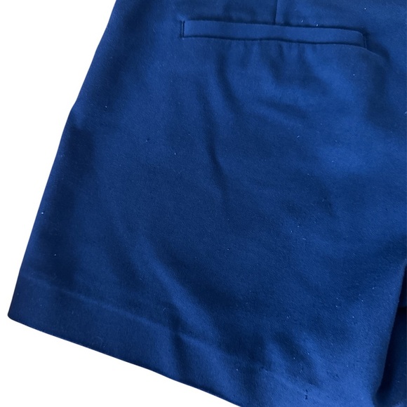 Lilly Pulitzer Navy Women's Shorts, size 2 - Picture 6 of 7